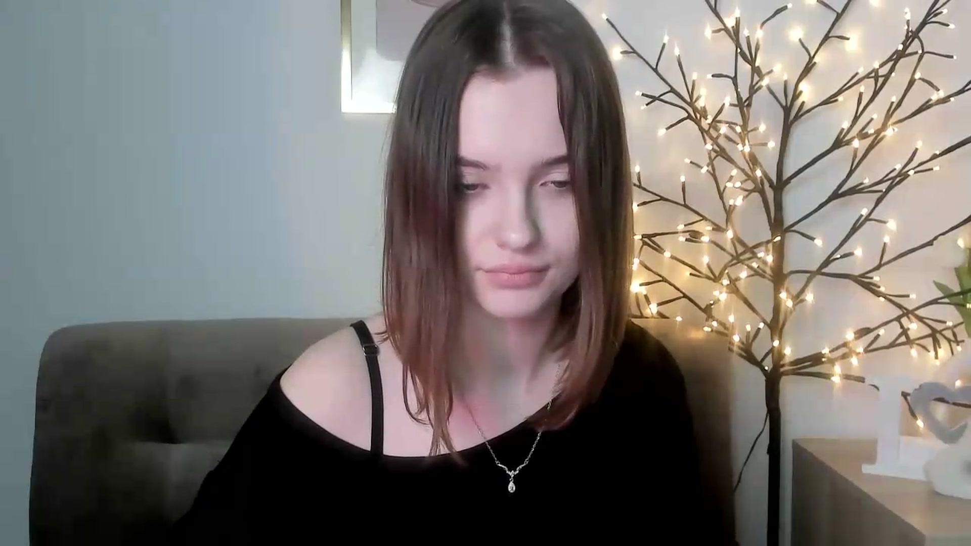 Gallery image thumbnail from KristiGant's myfreecams stream on, 05/24/2026, 15:30 image 7 of 20