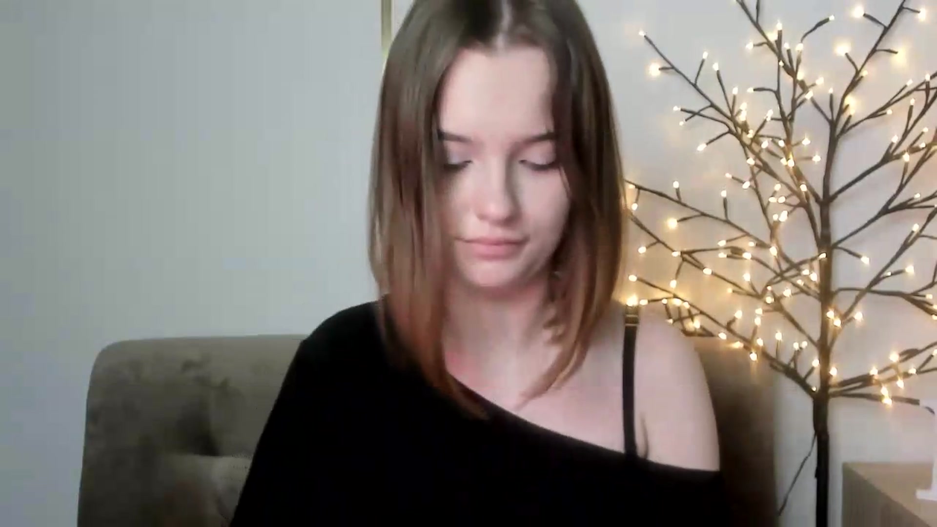 Gallery image thumbnail from KristiGant's myfreecams stream on, 05/25/2026, 16:58 image 3 of 20
