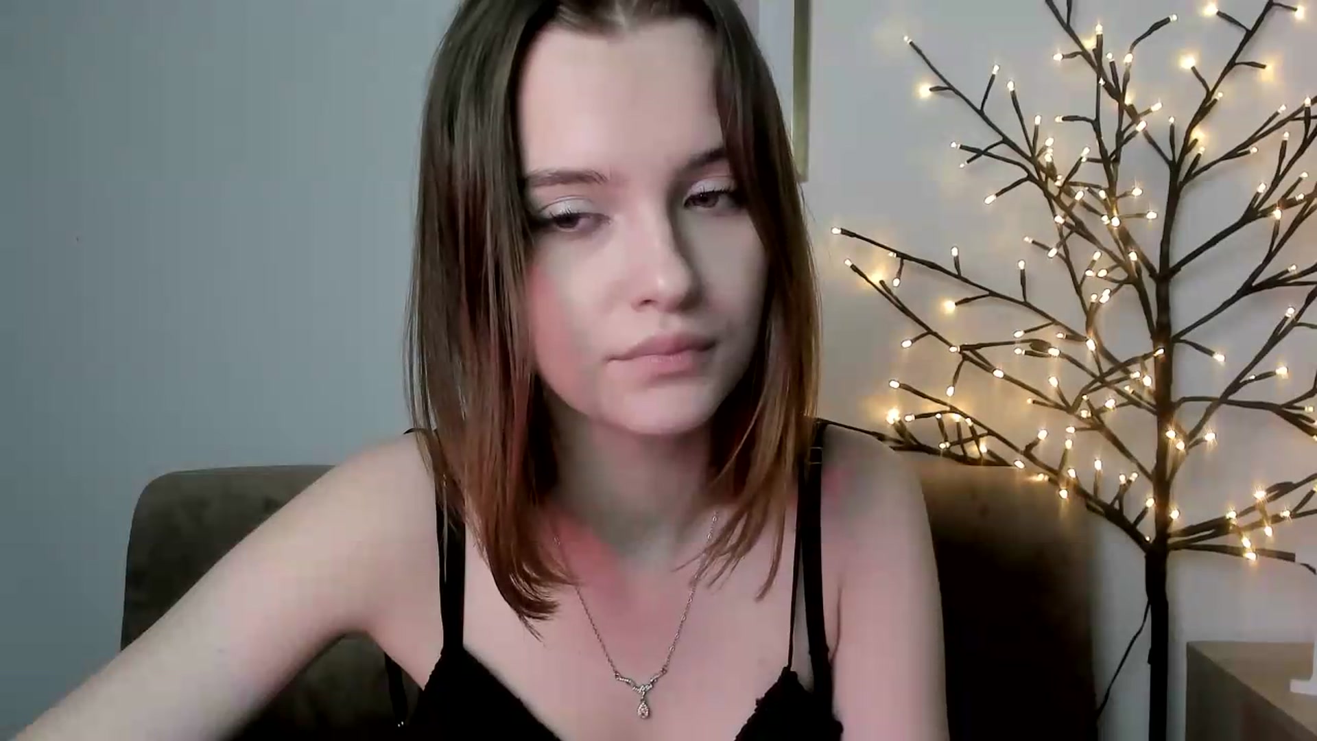 Gallery image thumbnail from KristiGant's myfreecams stream on, 05/25/2026, 16:58 image 19 of 20