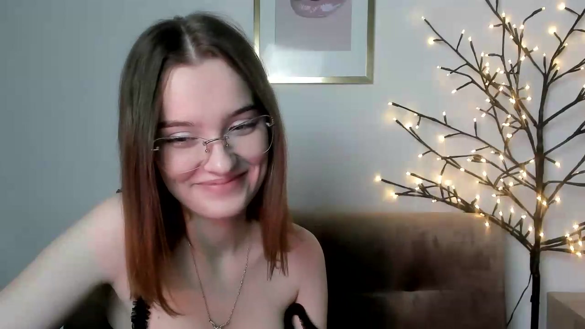 Gallery image thumbnail from KristiGant's myfreecams stream on, 05/26/2026, 16:03 image 11 of 20
