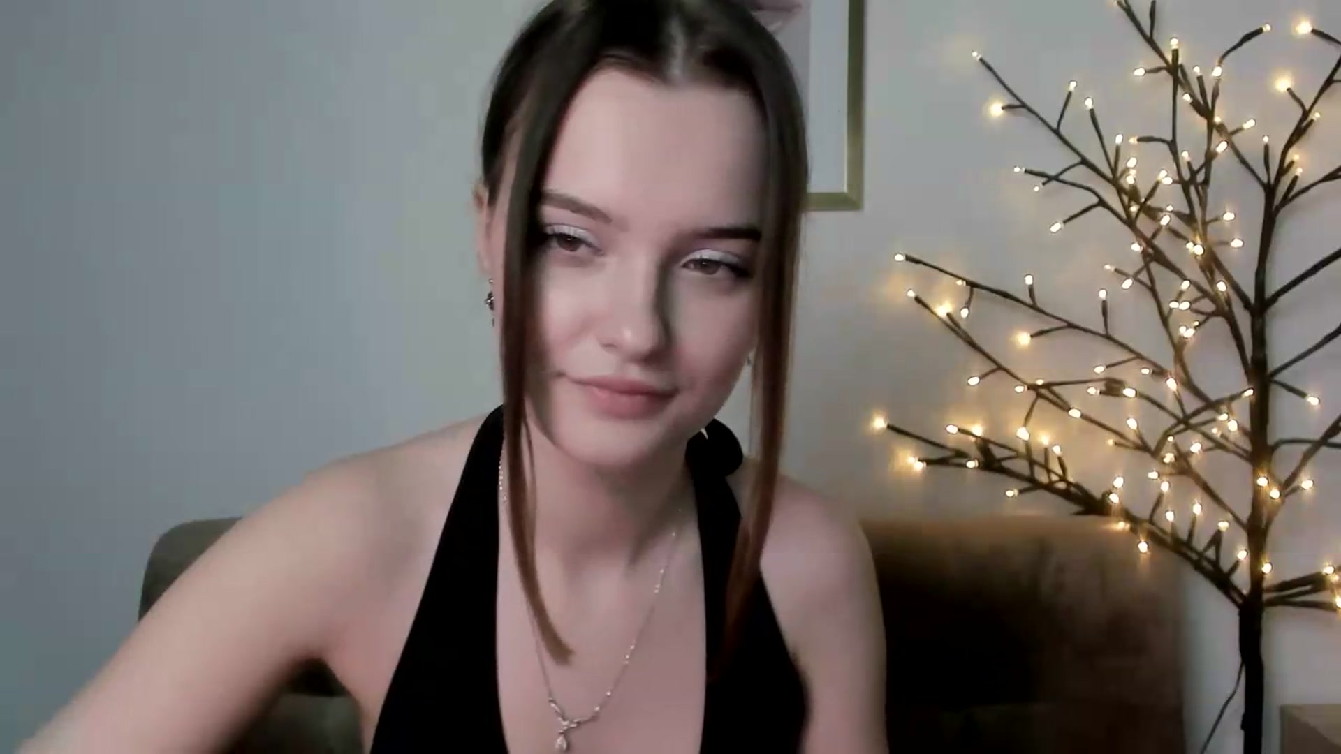 Gallery image thumbnail from KristiGant's myfreecams stream on, 05/27/2026, 12:28 image 7 of 20