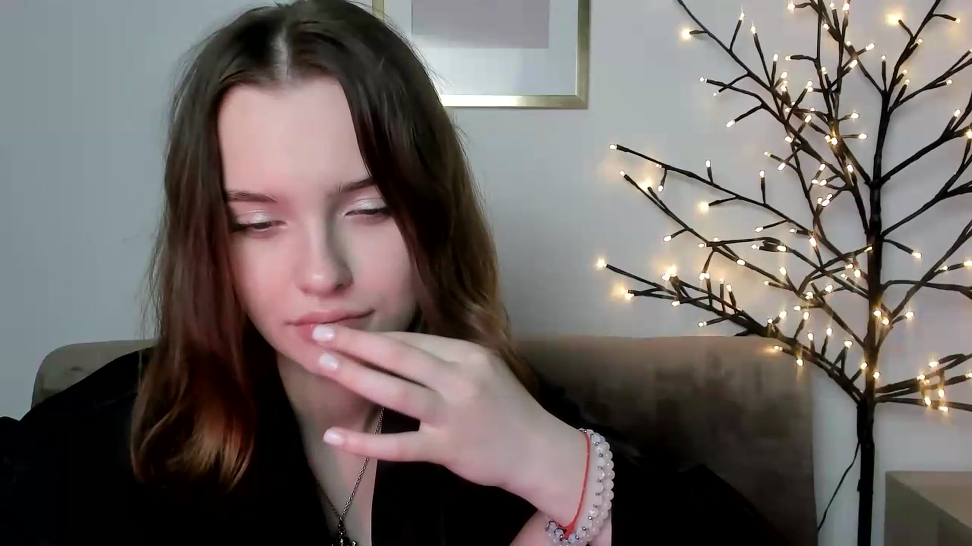 Gallery image thumbnail from KristiGant's myfreecams stream on, 05/29/2026, 13:27 image 13 of 20