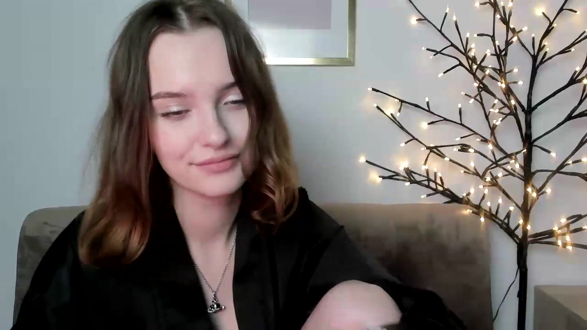 Gallery image thumbnail from KristiGant's myfreecams stream on, 05/29/2026, 13:27 image 14 of 20