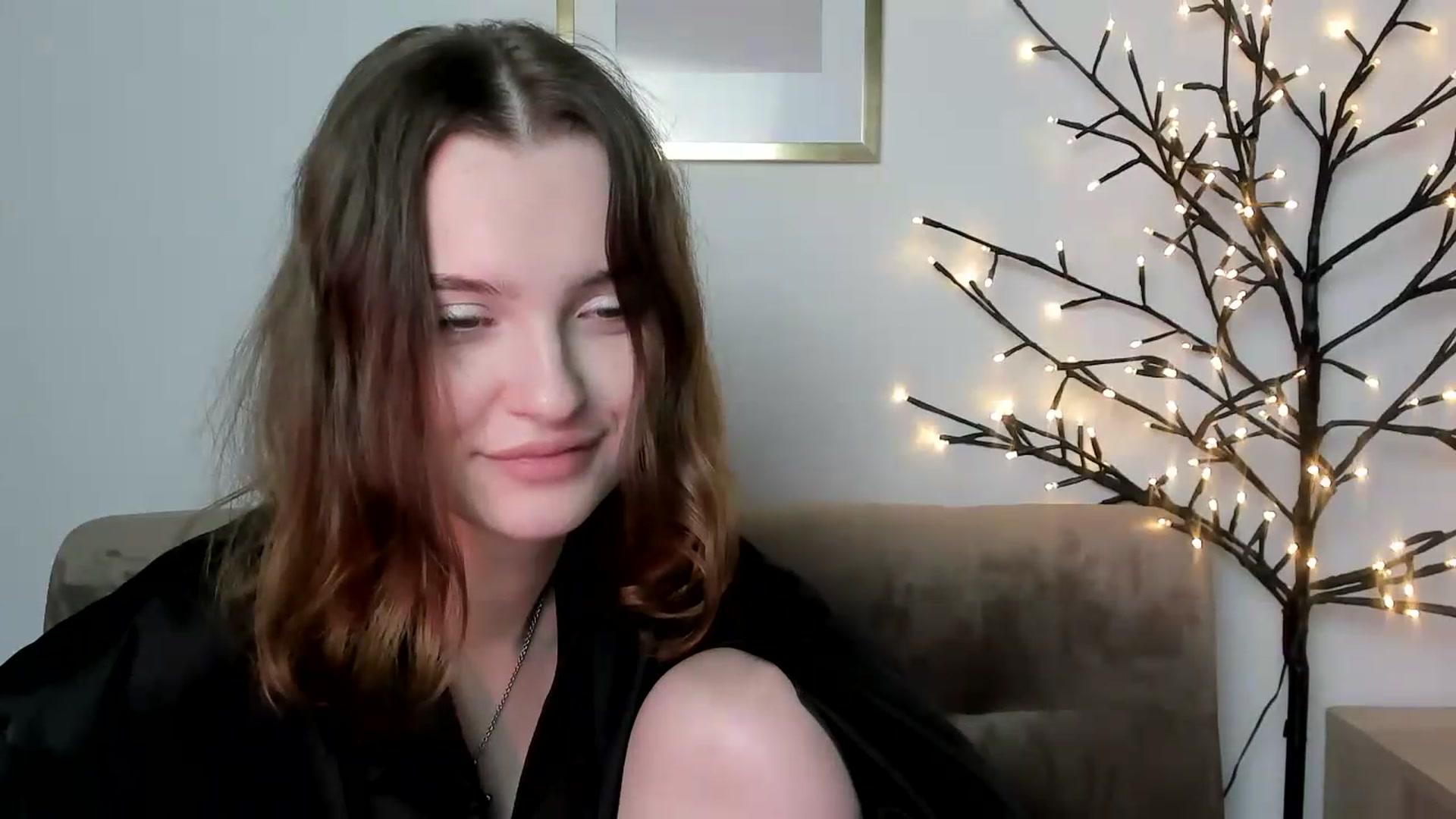 Gallery image thumbnail from KristiGant's myfreecams stream on, 05/29/2026, 13:27 image 17 of 20