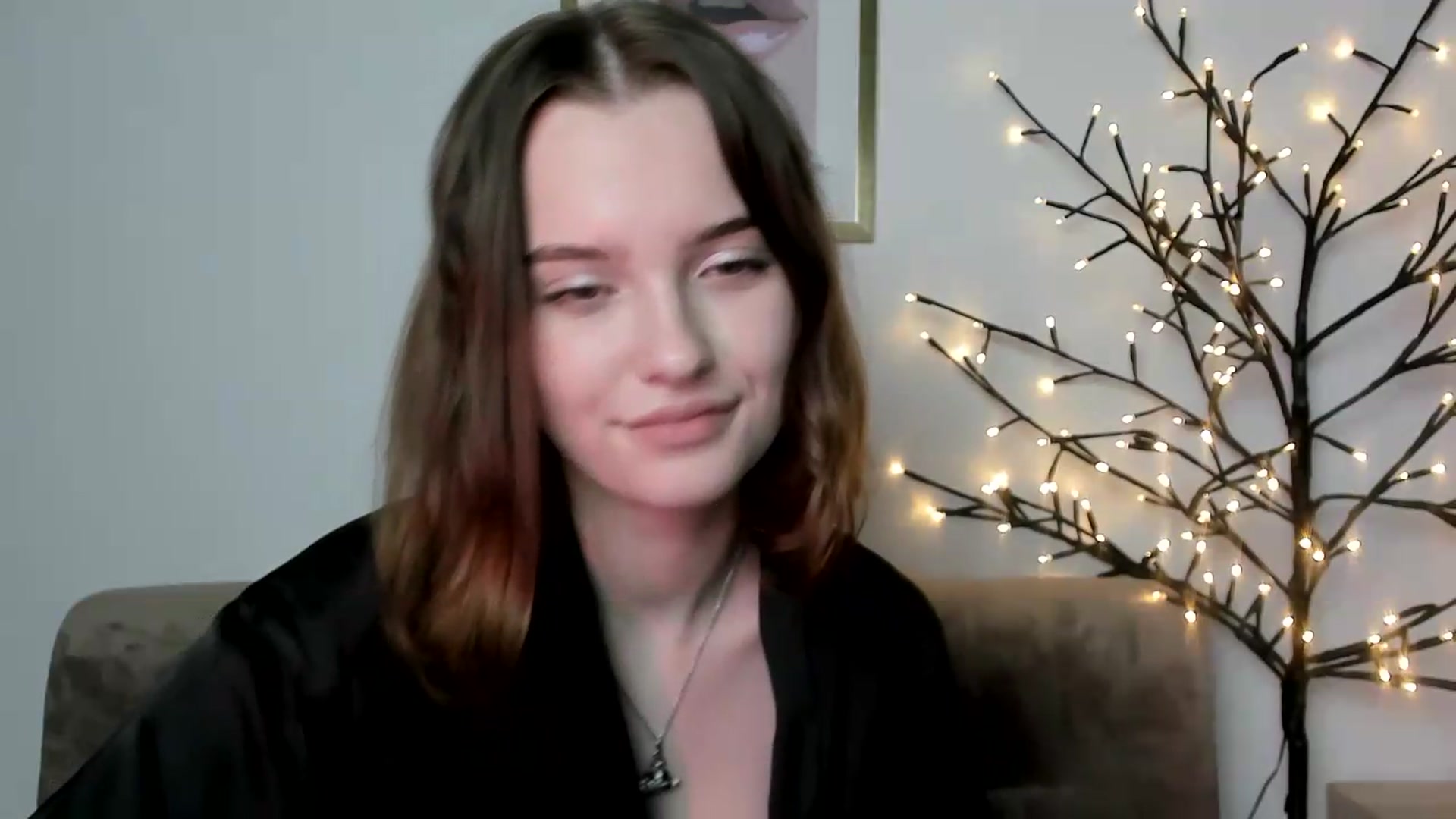 Gallery image thumbnail from KristiGant's myfreecams stream on, 05/29/2026, 14:08 image 12 of 20