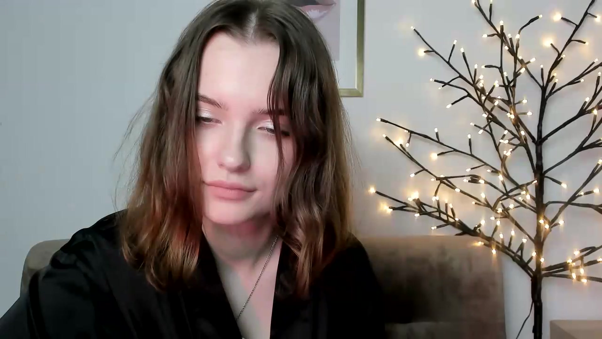 Gallery image thumbnail from KristiGant's myfreecams stream on, 05/29/2026, 14:08 image 18 of 20