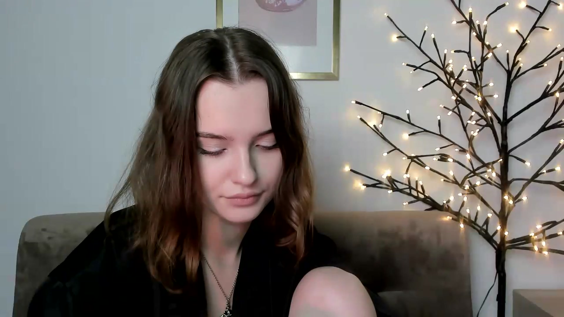 Gallery image thumbnail from KristiGant's myfreecams stream on, 05/29/2026, 14:08 image 7 of 20