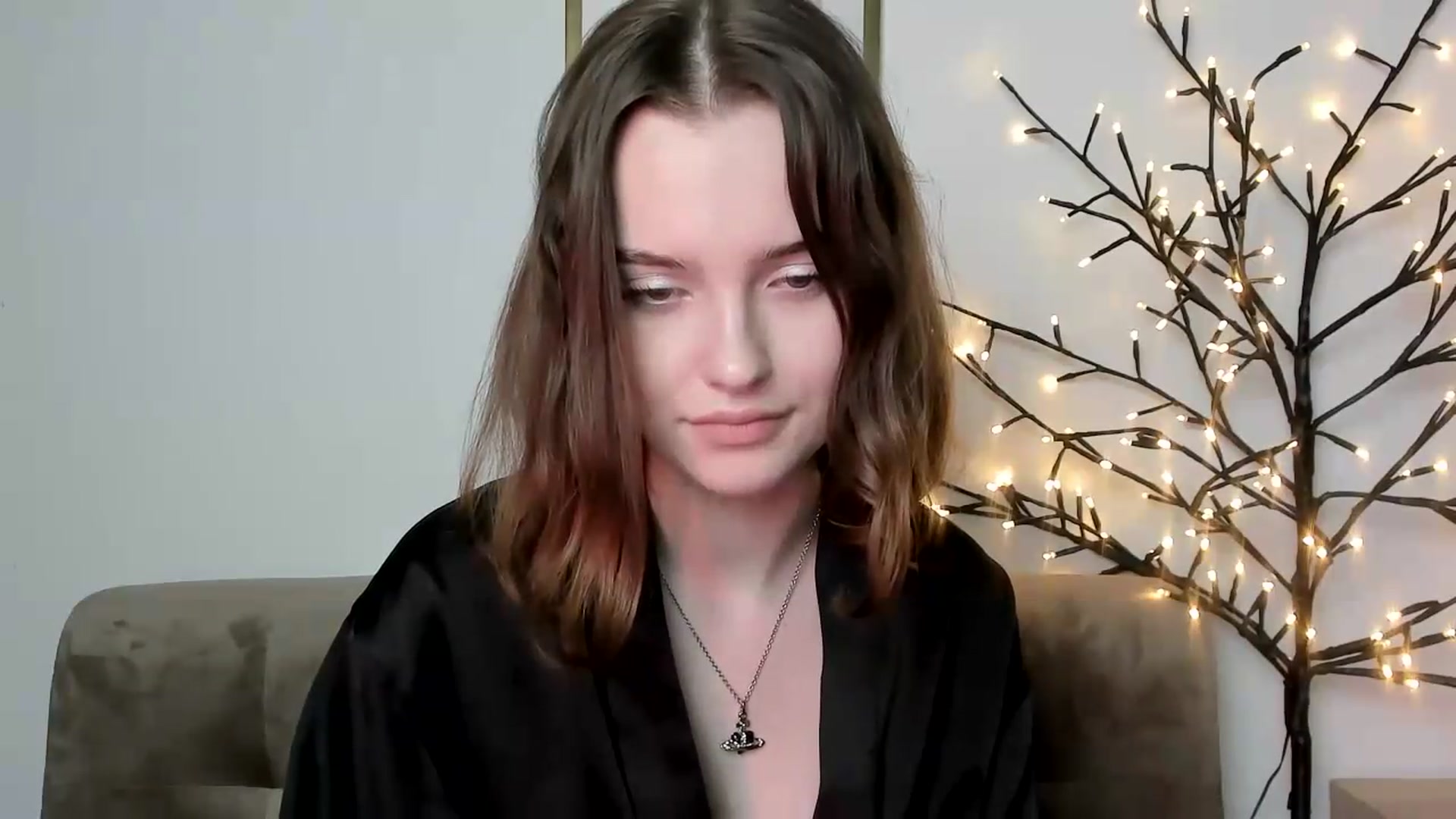 Gallery image thumbnail from KristiGant's myfreecams stream on, 05/29/2026, 14:08 image 13 of 20