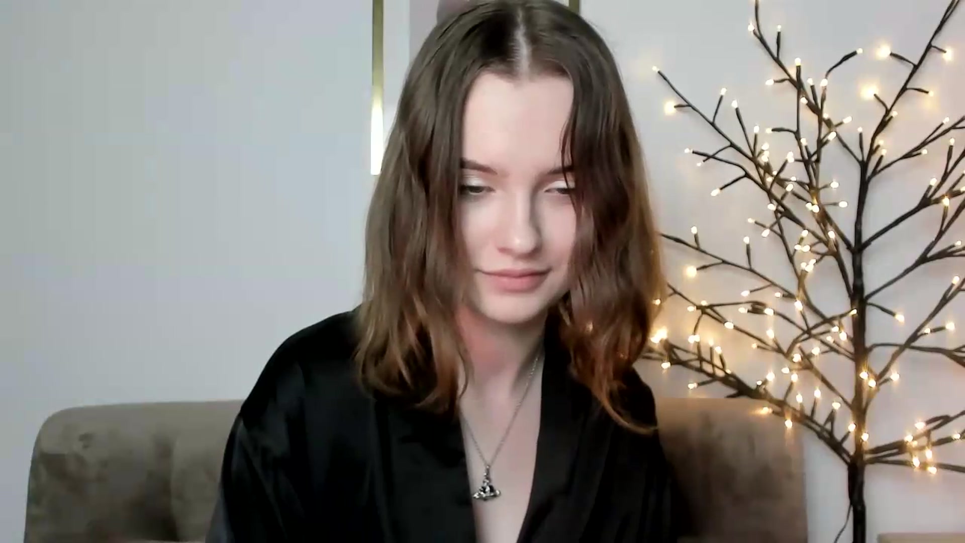 Gallery image thumbnail from KristiGant's myfreecams stream on, 05/29/2026, 15:52 image 3 of 20