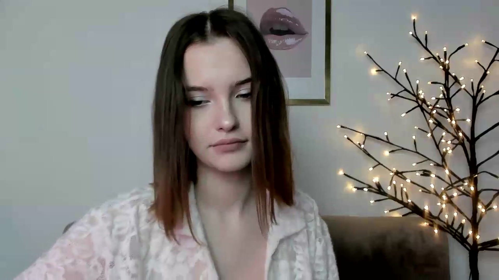 Gallery image thumbnail from KristiGant's myfreecams stream on, 05/31/2026, 13:44 image 18 of 20