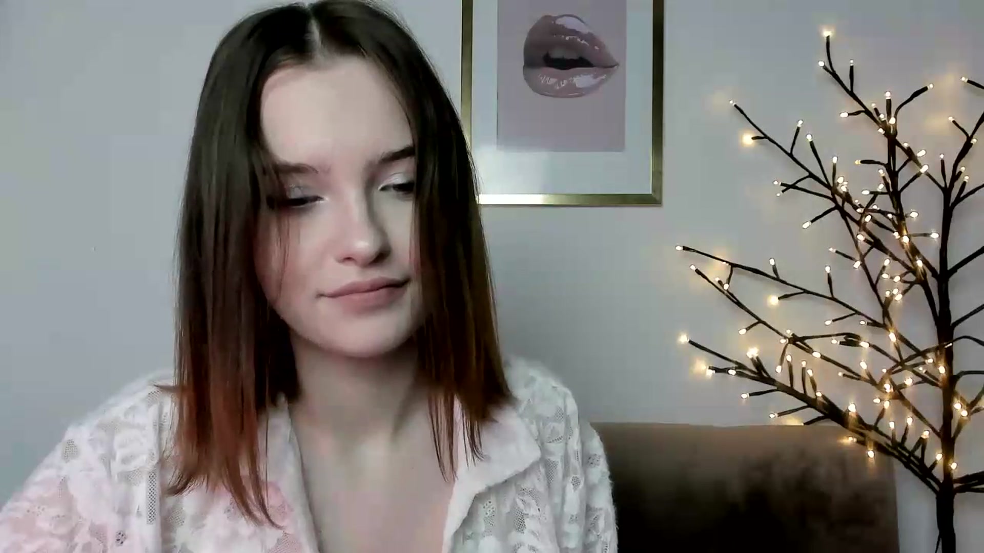 Gallery image thumbnail from KristiGant's myfreecams stream on, 05/31/2026, 13:44 image 16 of 20