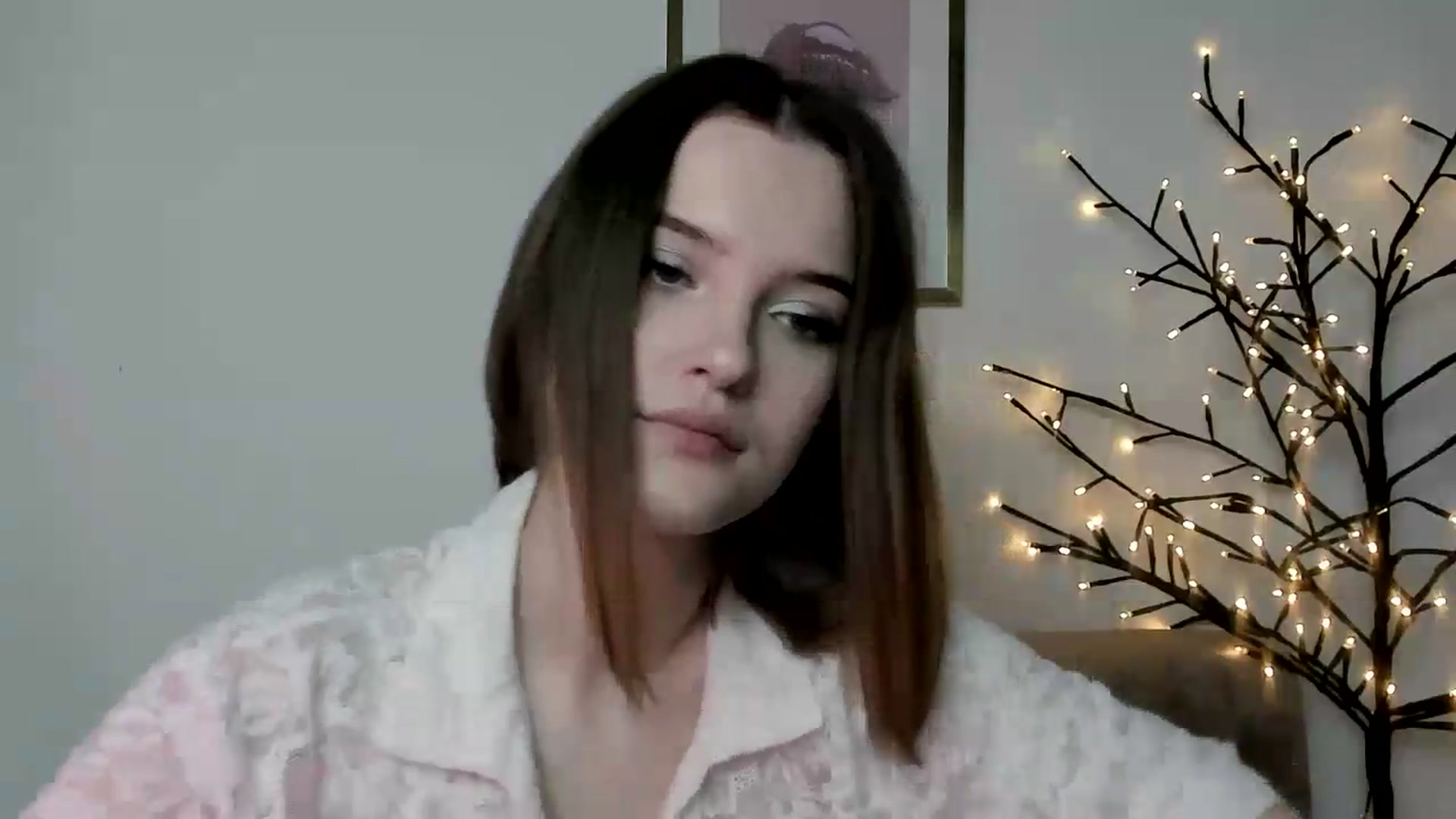 Gallery image thumbnail from KristiGant's myfreecams stream on, 05/31/2026, 13:44 image 12 of 20