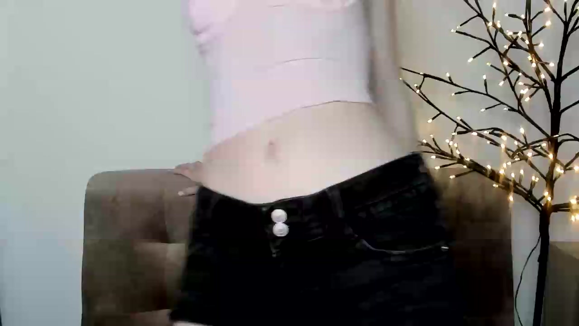 Gallery image thumbnail from KristiGant's myfreecams stream on, 06/01/2026, 12:22 image 5 of 20