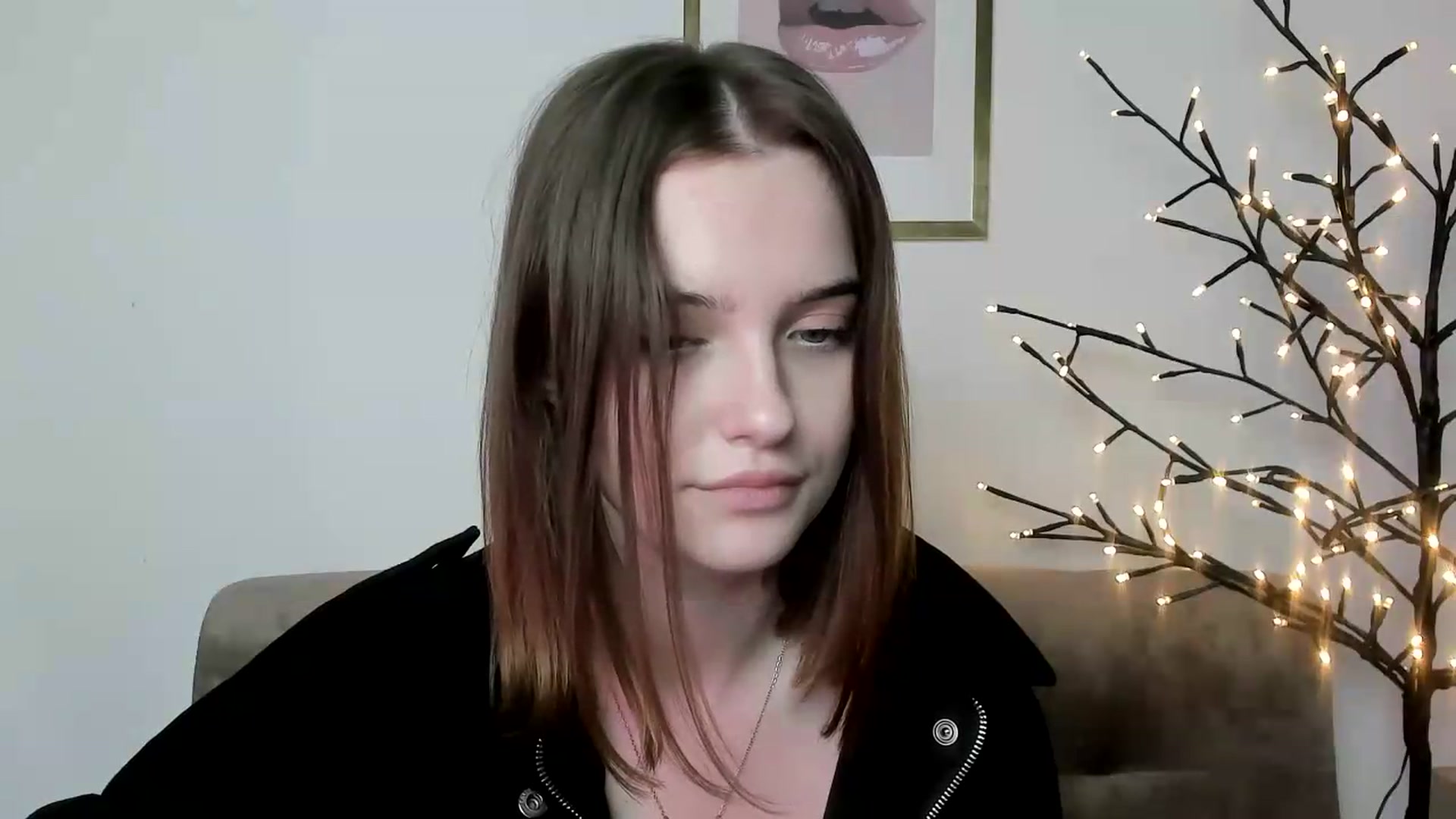 Gallery image thumbnail from KristiGant's myfreecams stream on, 06/01/2026, 15:27 image 6 of 20