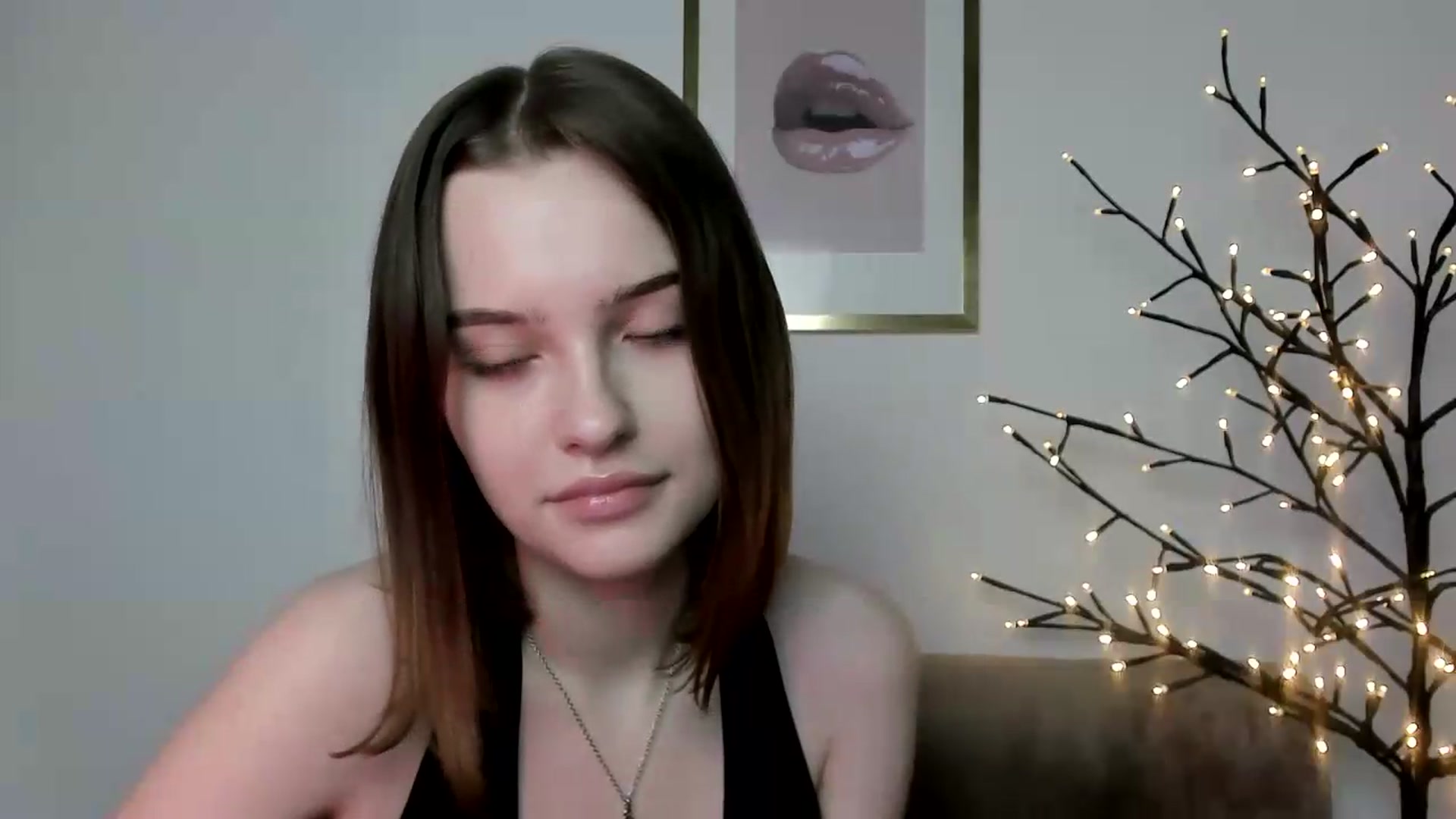 Gallery image thumbnail from KristiGant's myfreecams stream on, 06/02/2026, 11:45 image 3 of 20