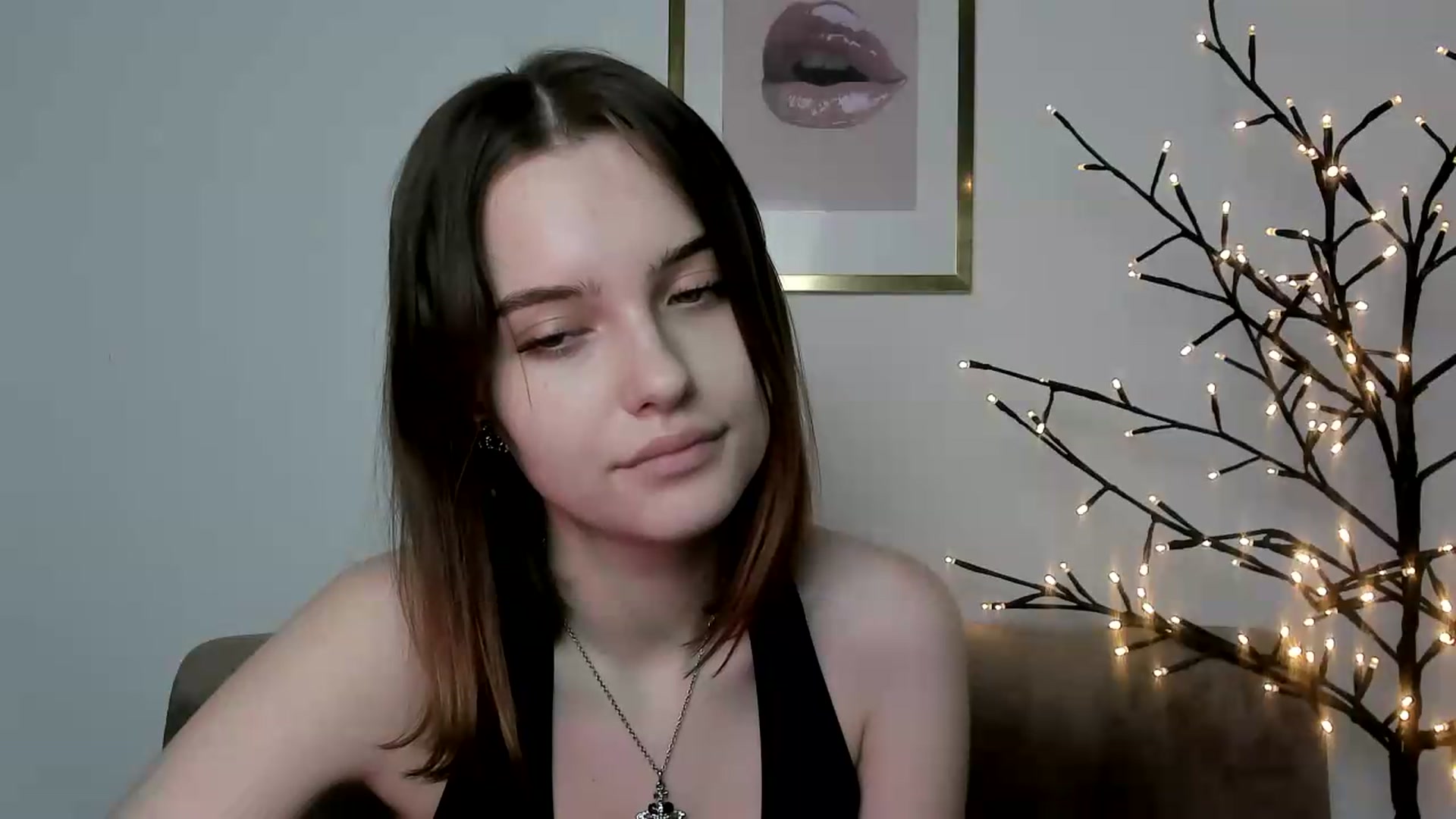 Gallery image thumbnail from KristiGant's myfreecams stream on, 06/02/2026, 14:17 image 6 of 20