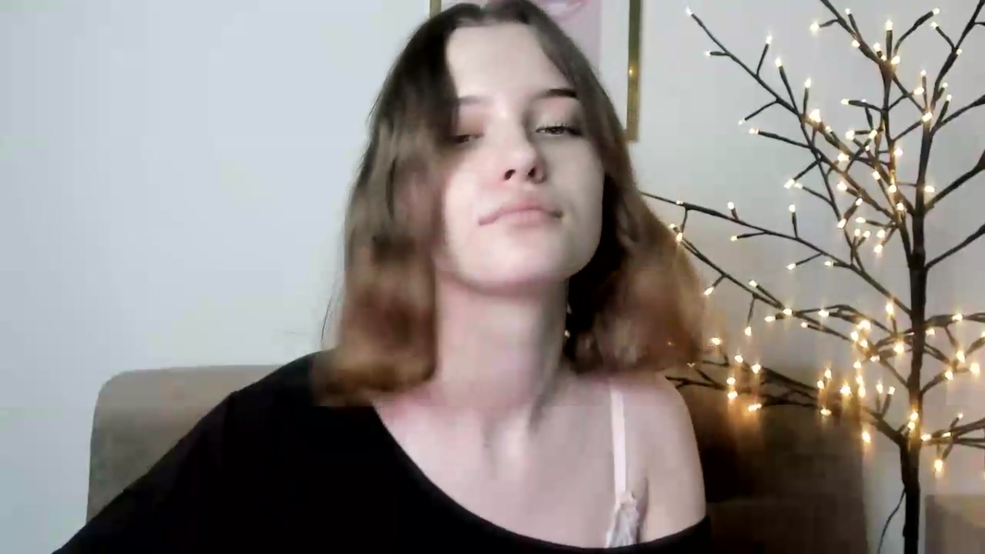 Gallery image thumbnail from KristiGant's myfreecams stream on, 06/05/2026, 16:31 image 7 of 20