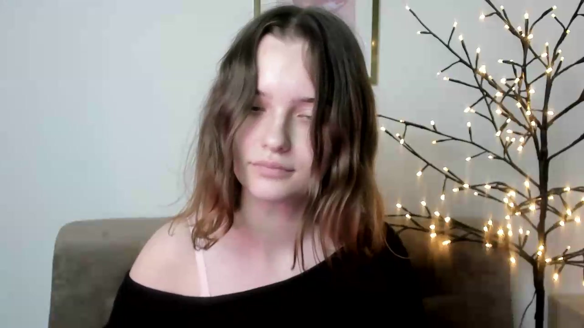 Gallery image thumbnail from KristiGant's myfreecams stream on, 06/05/2026, 16:31 image 20 of 20