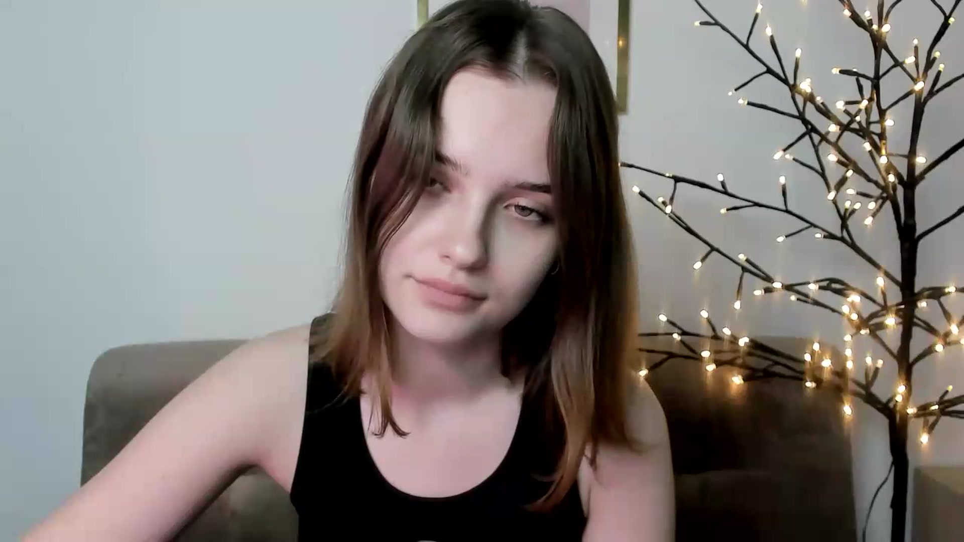 Gallery image thumbnail from KristiGant's myfreecams stream on, 06/07/2026, 14:47 image 6 of 20
