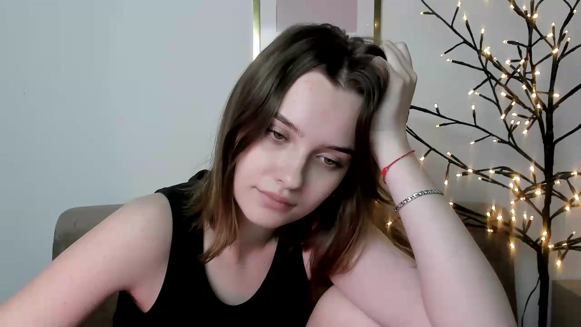 Gallery image thumbnail from KristiGant's myfreecams stream on, 06/07/2026, 14:47 image 17 of 20