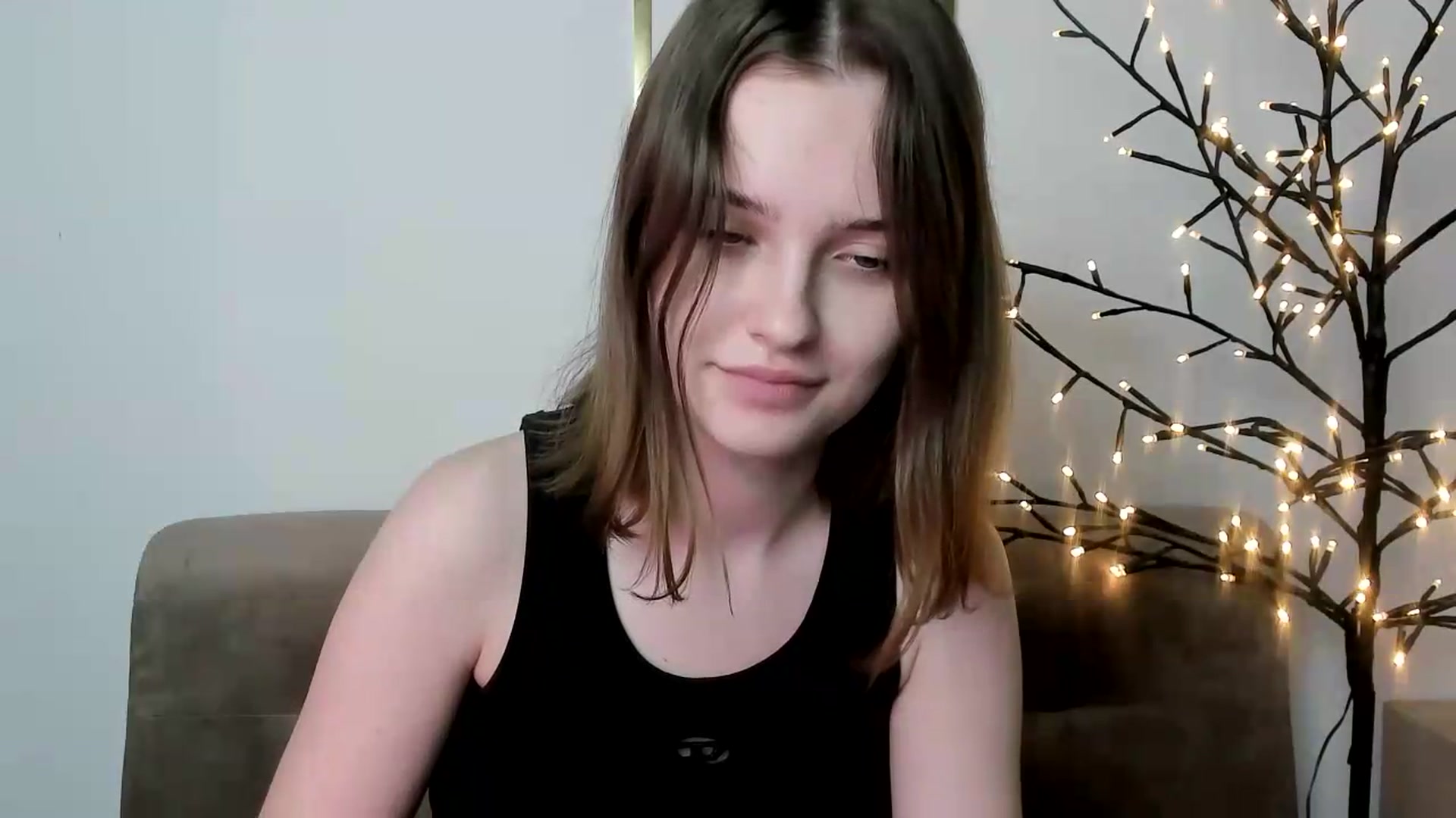 Gallery image thumbnail from KristiGant's myfreecams stream on, 06/07/2026, 14:47 image 3 of 20