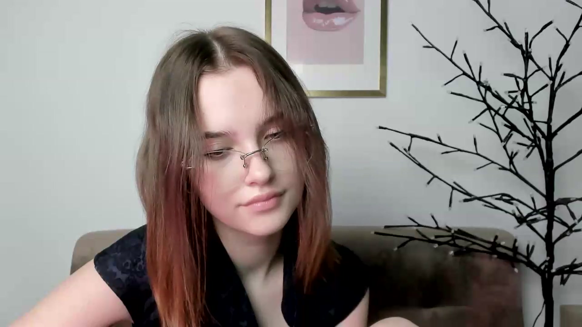 Gallery image thumbnail from KristiGant's myfreecams stream on, 06/08/2026, 13:27 image 11 of 20