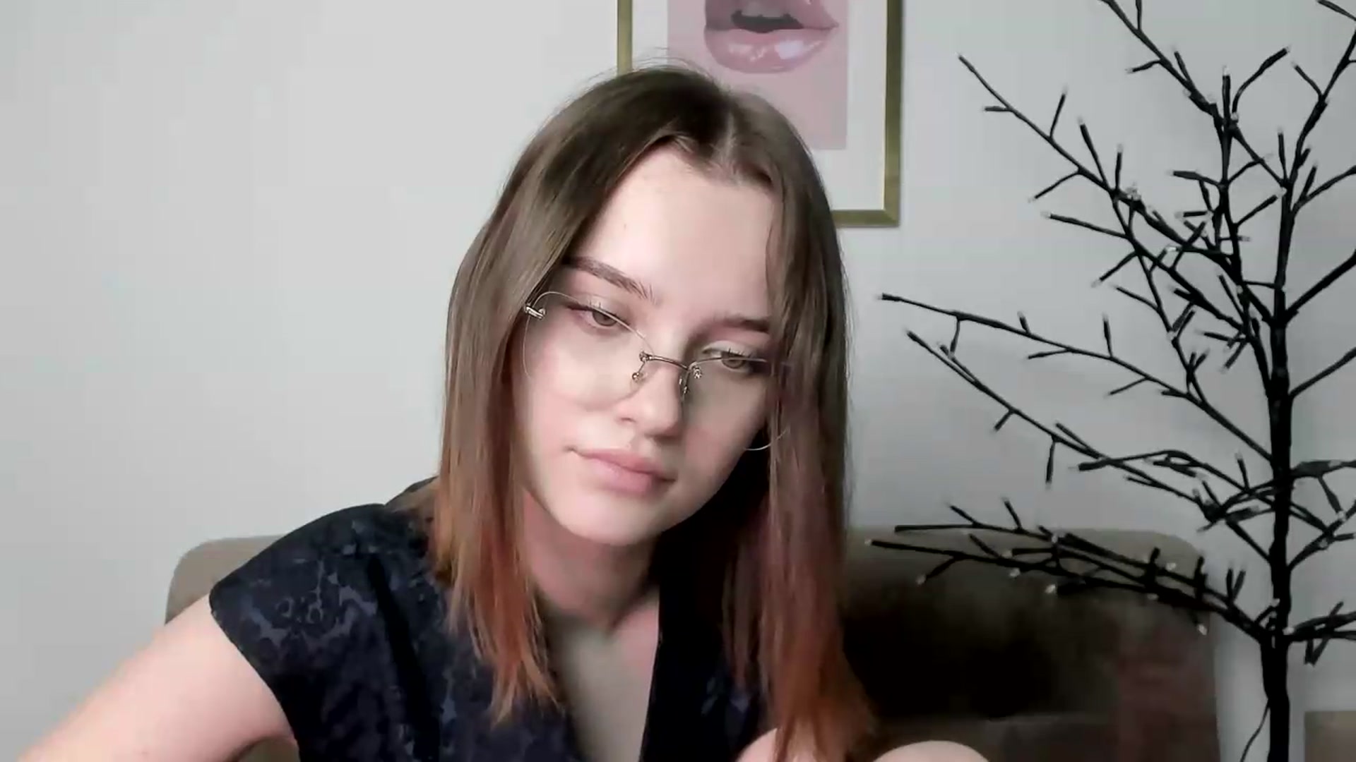 Gallery image thumbnail from KristiGant's myfreecams stream on, 06/08/2026, 13:27 image 14 of 20