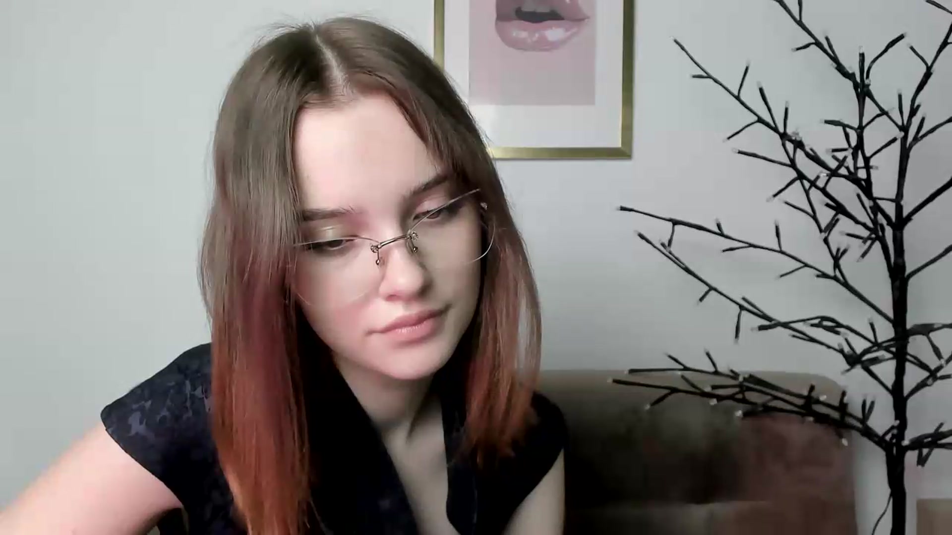 Gallery image thumbnail from KristiGant's myfreecams stream on, 06/08/2026, 13:27 image 7 of 20