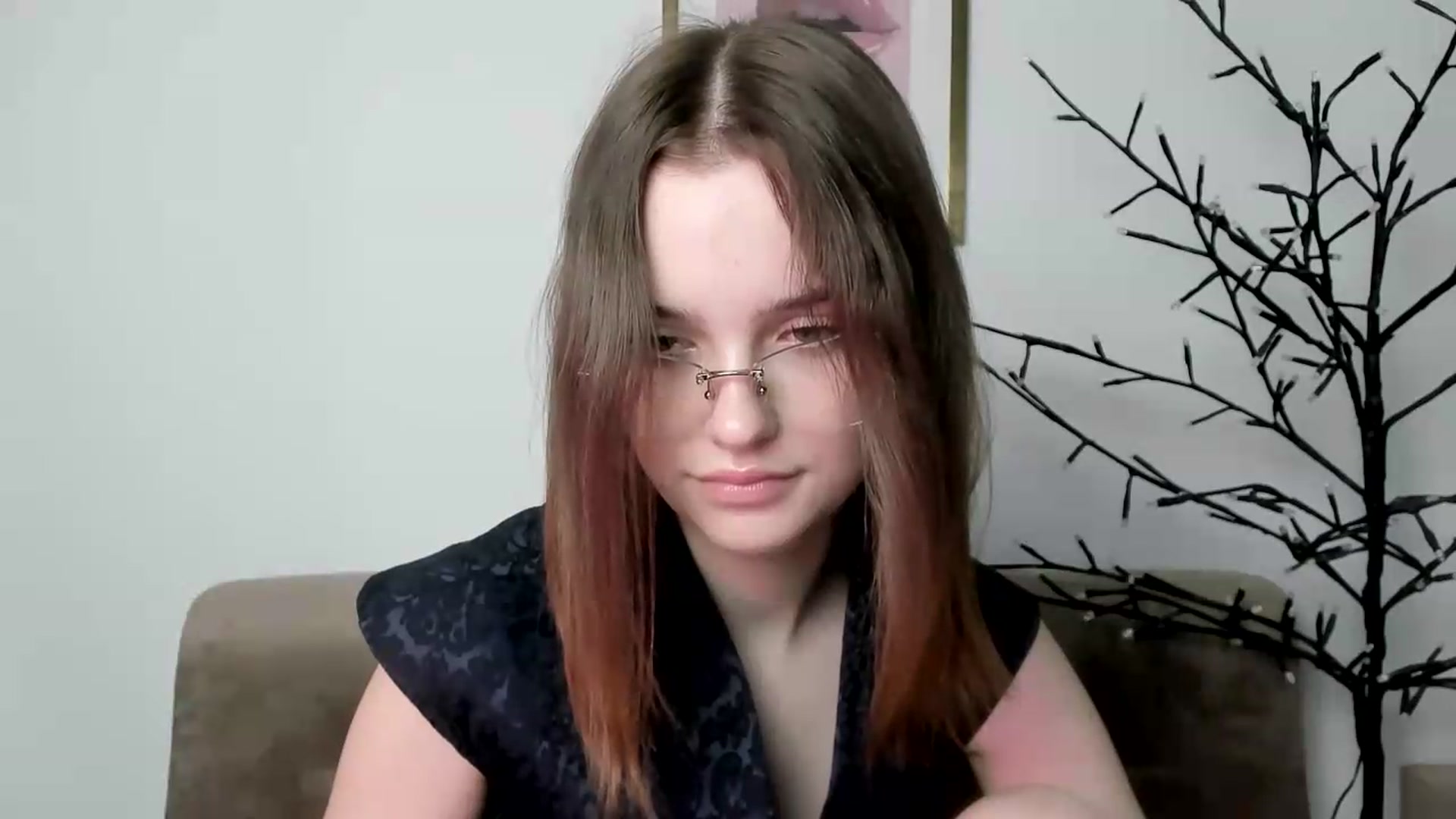 Gallery image thumbnail from KristiGant's myfreecams stream on, 06/08/2026, 13:27 image 8 of 20
