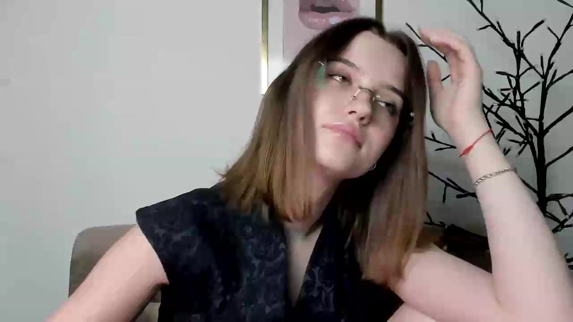 Gallery image thumbnail from KristiGant's myfreecams stream on, 06/08/2026, 13:27 image 1 of 20