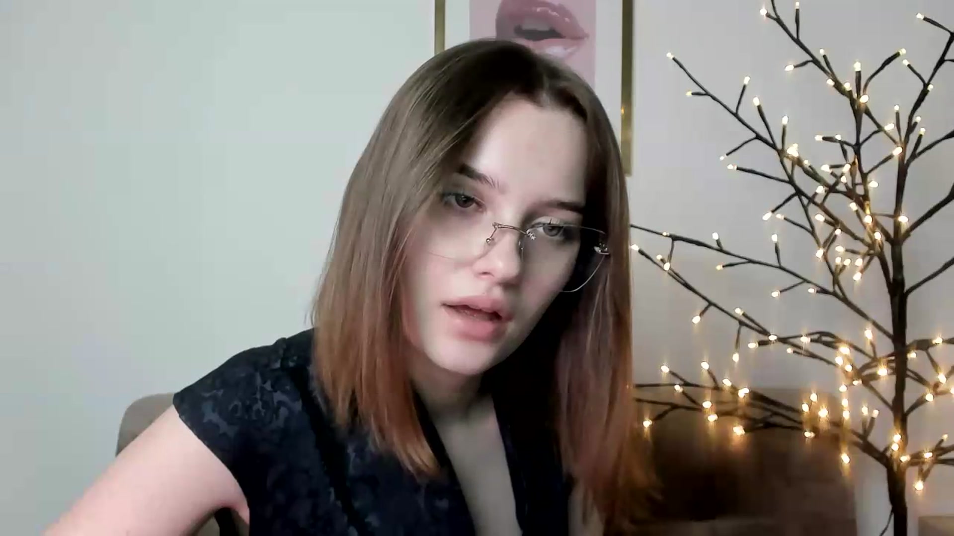 Gallery image thumbnail from KristiGant's myfreecams stream on, 06/08/2026, 14:10 image 15 of 20
