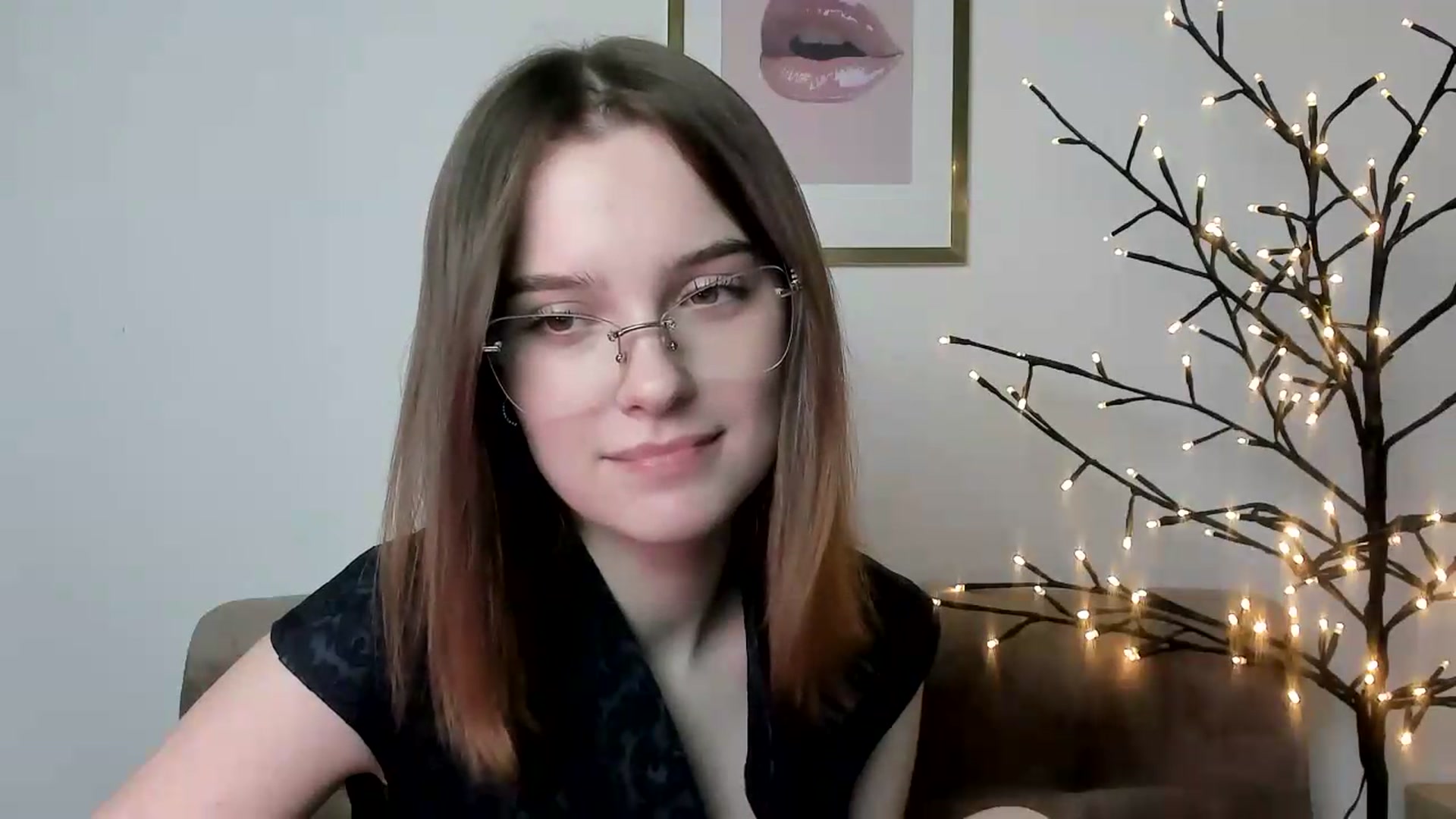 Gallery image thumbnail from KristiGant's myfreecams stream on, 06/08/2026, 14:10 image 6 of 20