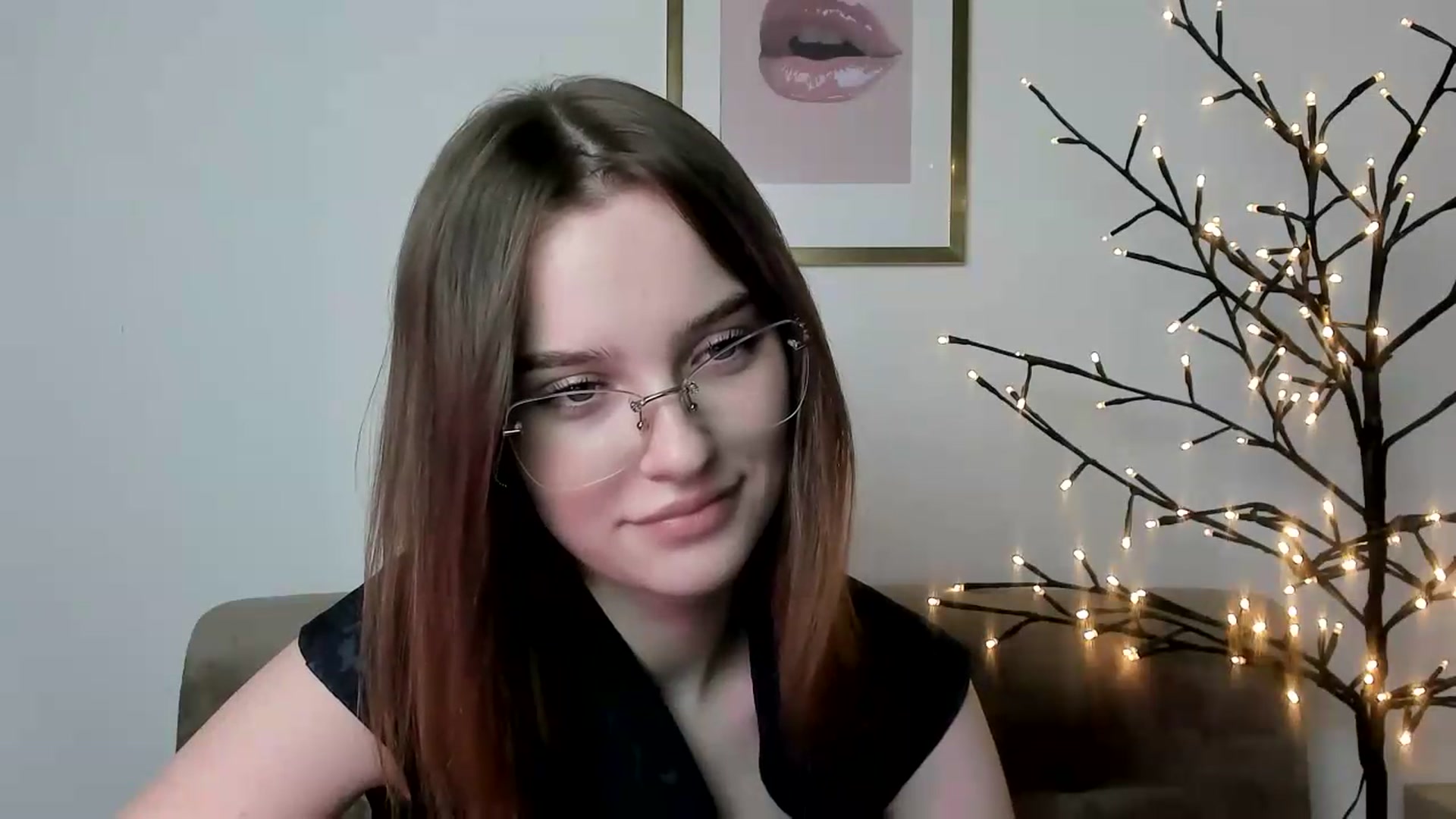 Gallery image thumbnail from KristiGant's myfreecams stream on, 06/08/2026, 14:10 image 10 of 20