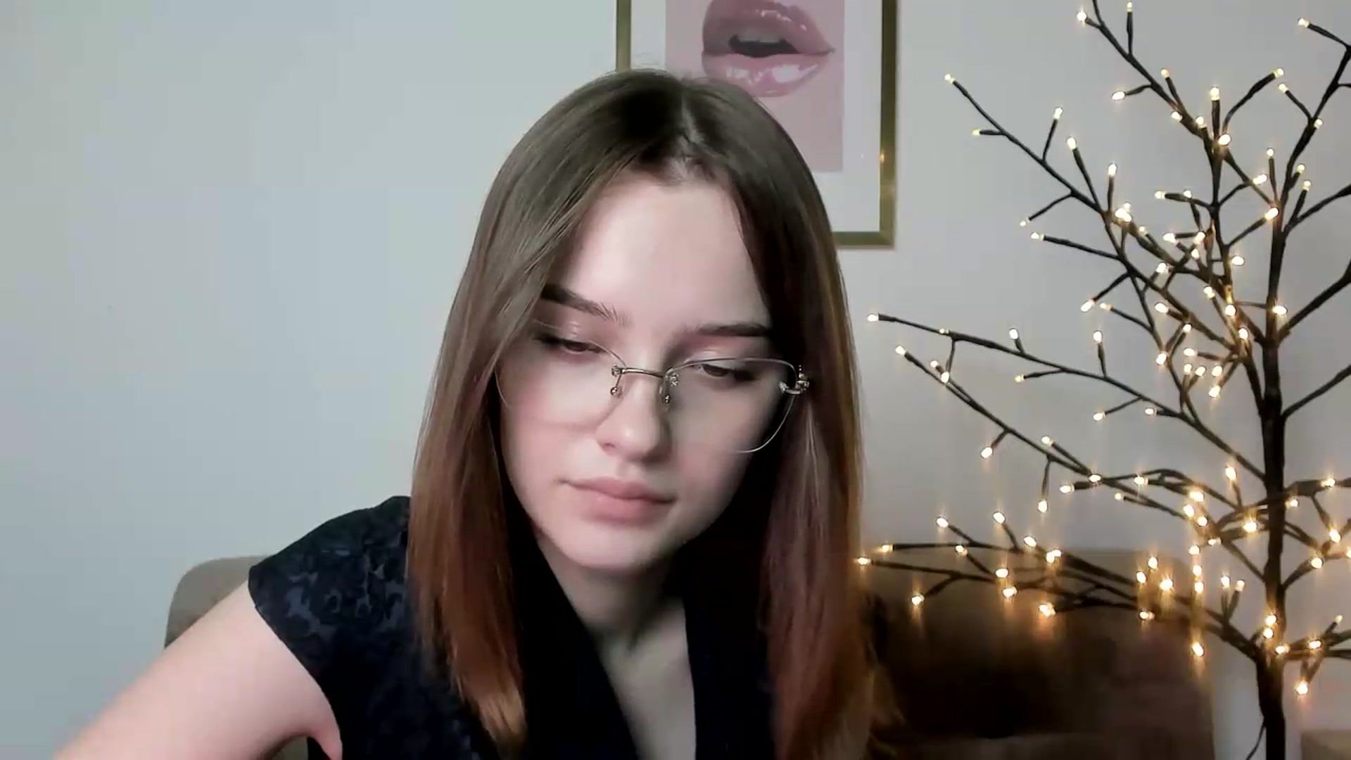 Gallery image thumbnail from KristiGant's myfreecams stream on, 06/08/2026, 14:10 image 16 of 20
