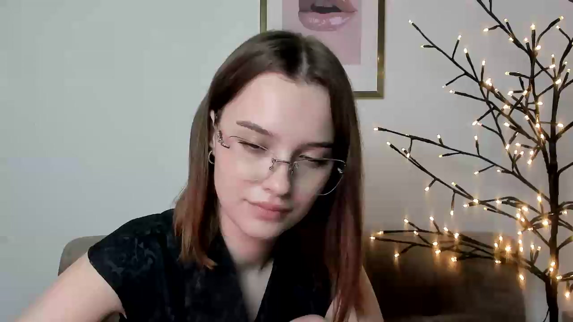 Gallery image thumbnail from KristiGant's myfreecams stream on, 06/08/2026, 16:02 image 15 of 20