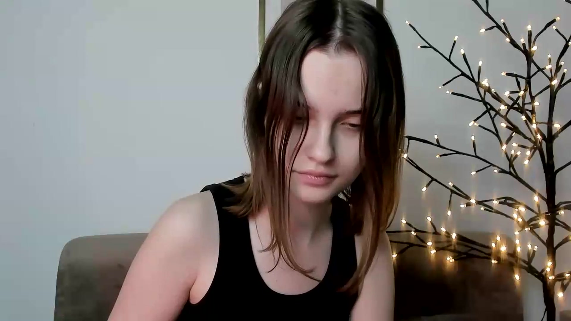 Gallery image thumbnail from KristiGant's myfreecams stream on, 06/09/2026, 13:28 image 6 of 20