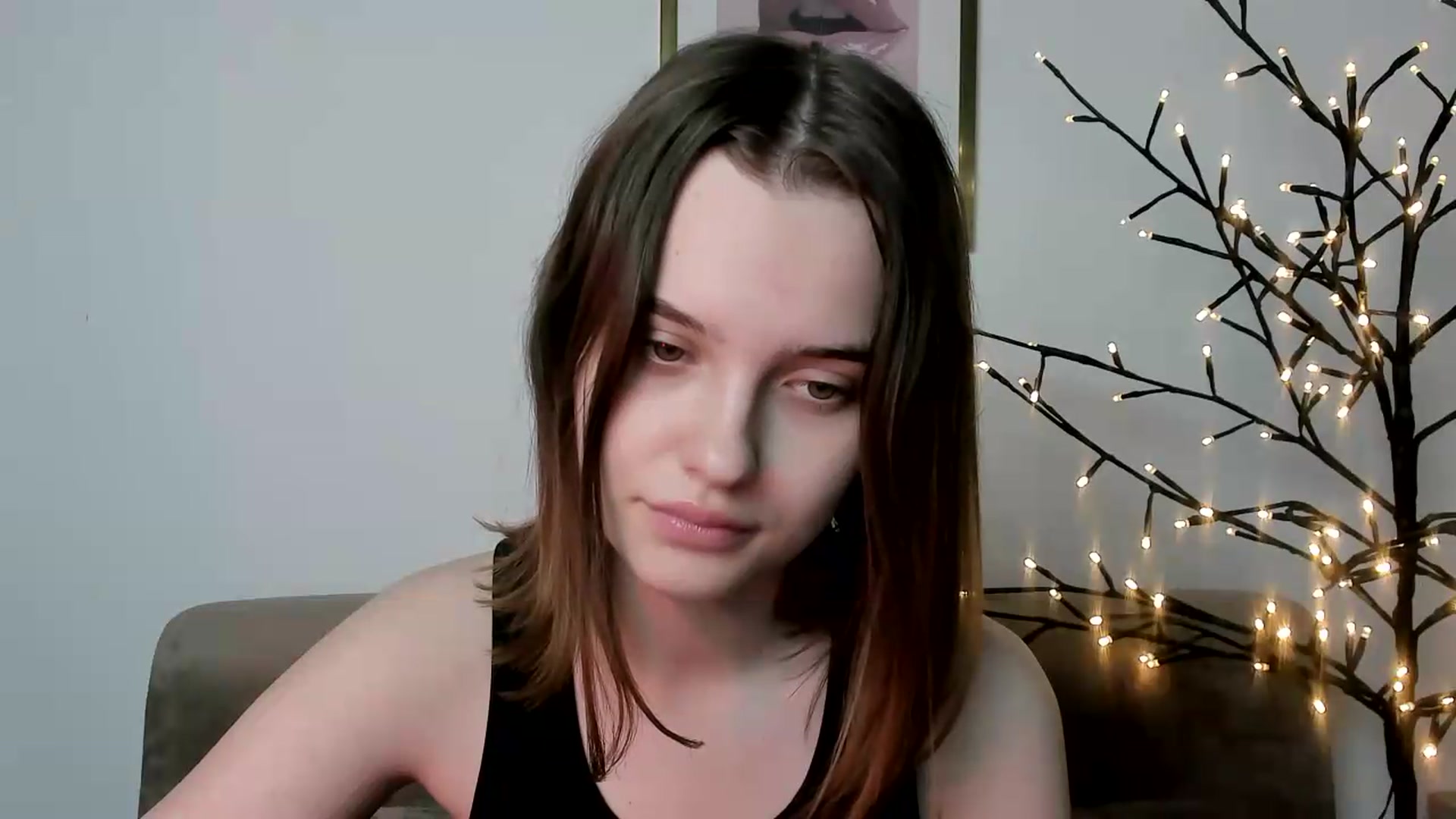 Gallery image thumbnail from KristiGant's myfreecams stream on, 06/09/2026, 13:28 image 2 of 20
