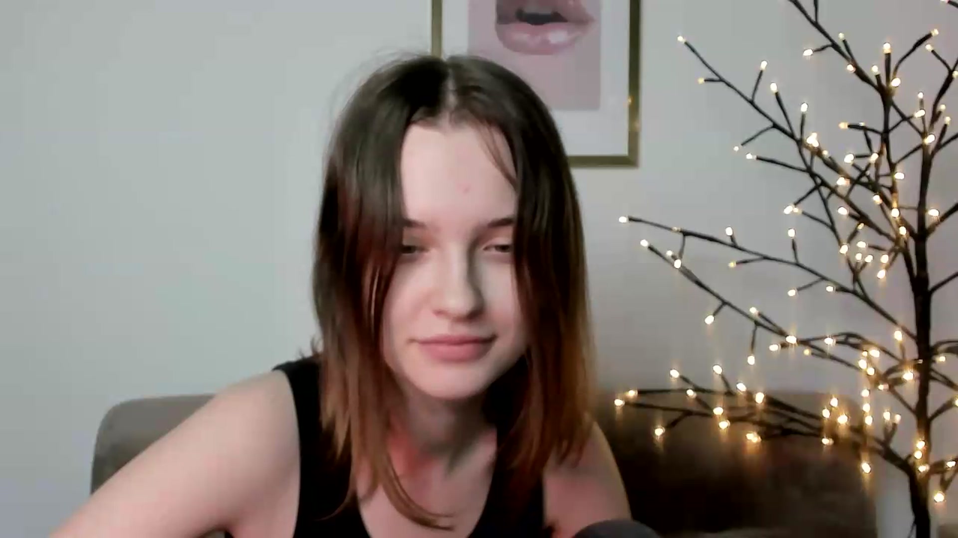 Gallery image thumbnail from KristiGant's myfreecams stream on, 06/09/2026, 13:28 image 17 of 20