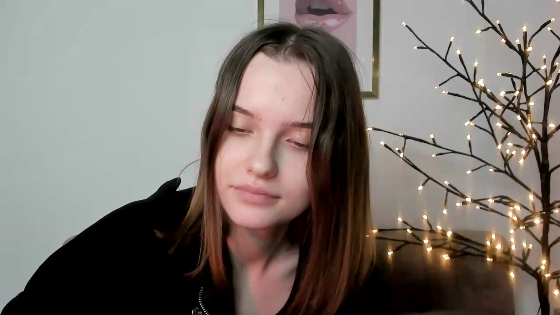 Gallery image thumbnail from KristiGant's myfreecams stream on, 06/09/2026, 15:25 image 7 of 20