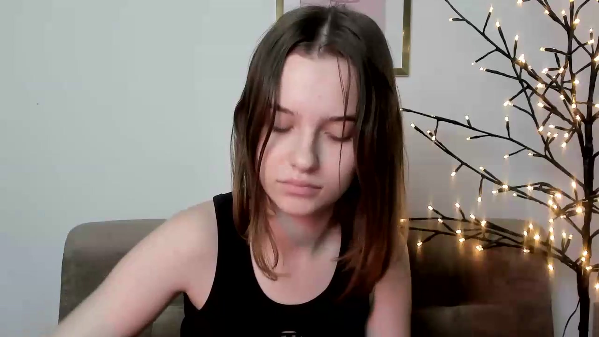 Gallery image thumbnail from KristiGant's myfreecams stream on, 06/09/2026, 16:05 image 18 of 20