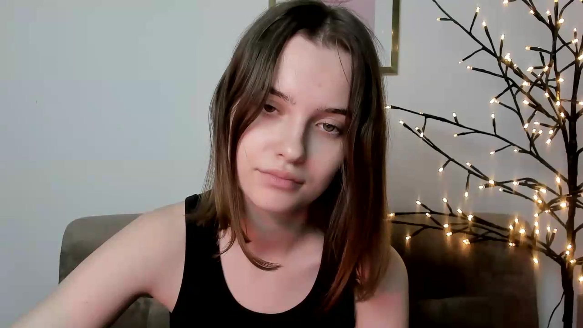 Gallery image thumbnail from KristiGant's myfreecams stream on, 06/09/2026, 16:05 image 2 of 20