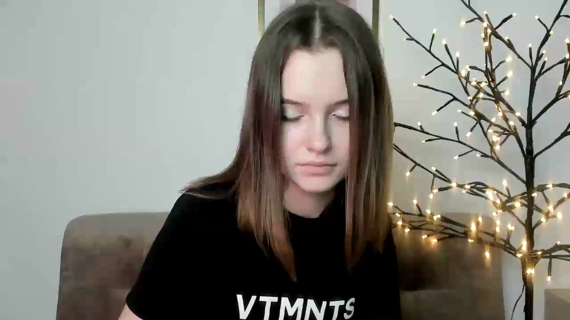 Gallery image thumbnail from KristiGant's myfreecams stream on, 06/12/2026, 13:55 image 1 of 20