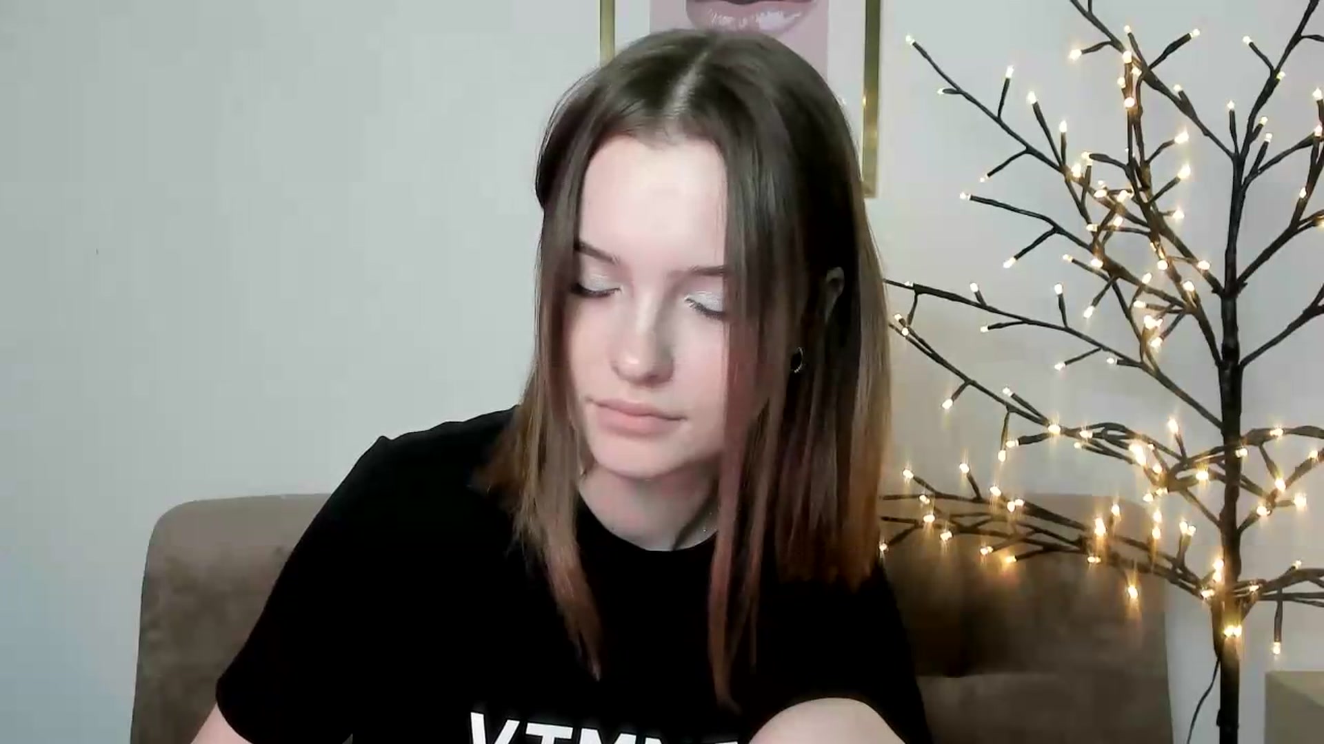 Gallery image thumbnail from KristiGant's myfreecams stream on, 06/12/2026, 13:55 image 10 of 20