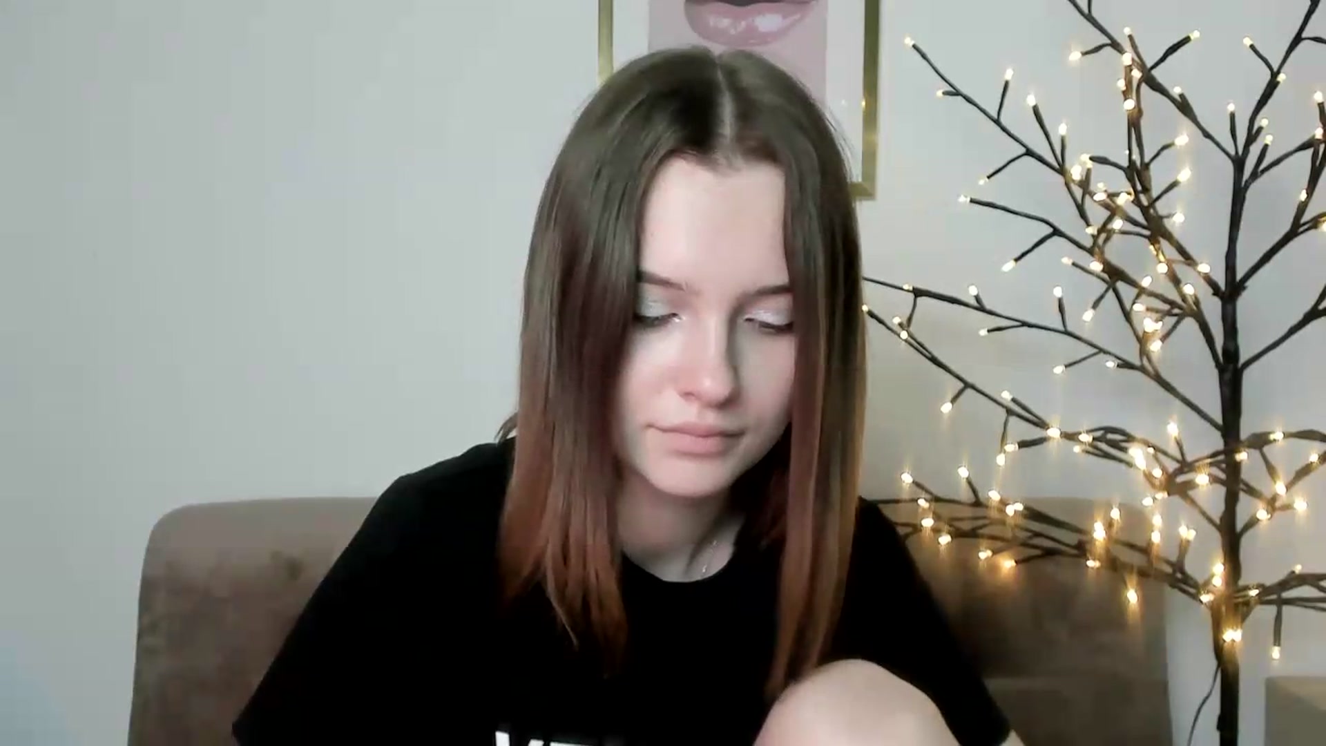 Gallery image thumbnail from KristiGant's myfreecams stream on, 06/12/2026, 13:55 image 5 of 20
