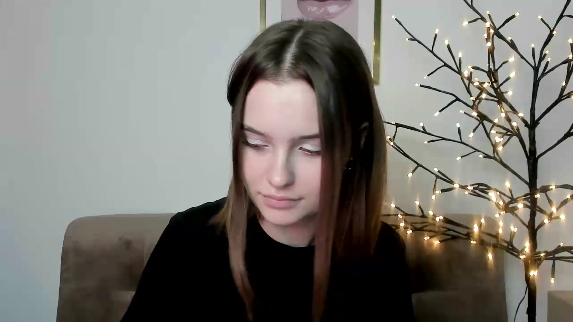 Gallery image thumbnail from KristiGant's myfreecams stream on, 06/12/2026, 13:55 image 9 of 20