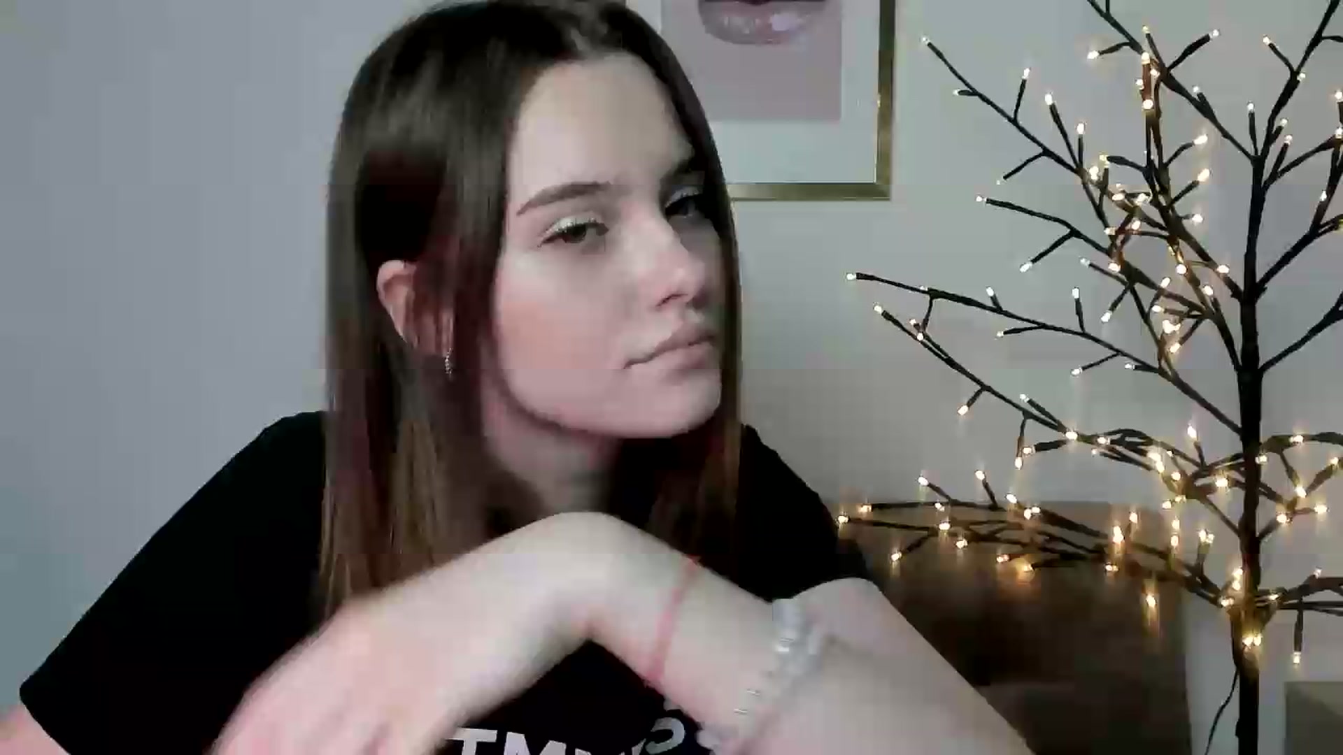 Gallery image thumbnail from KristiGant's myfreecams stream on, 06/12/2026, 13:55 image 14 of 20