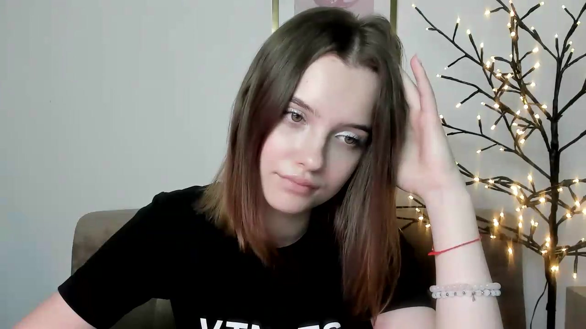 Gallery image thumbnail from KristiGant's myfreecams stream on, 06/12/2026, 15:42 image 6 of 20