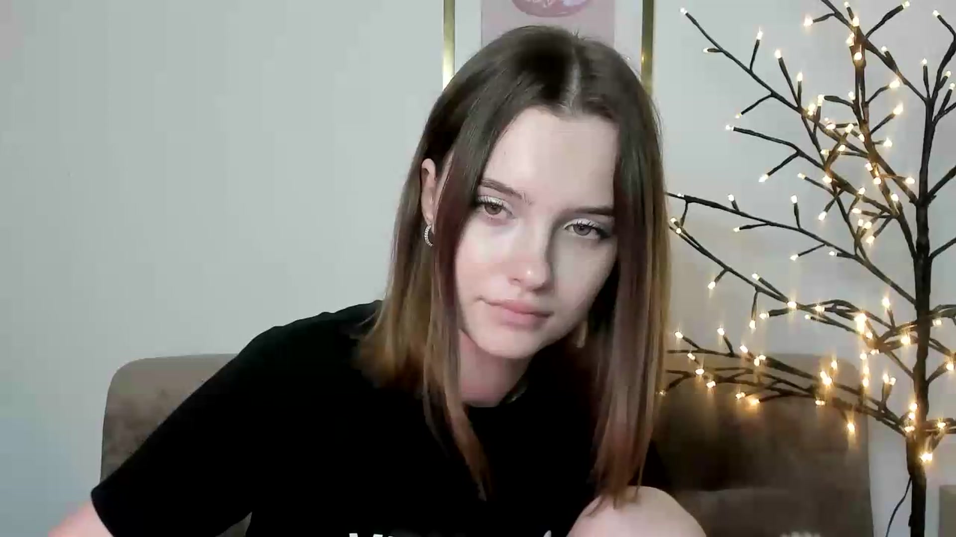 Gallery image thumbnail from KristiGant's myfreecams stream on, 06/12/2026, 15:42 image 17 of 20