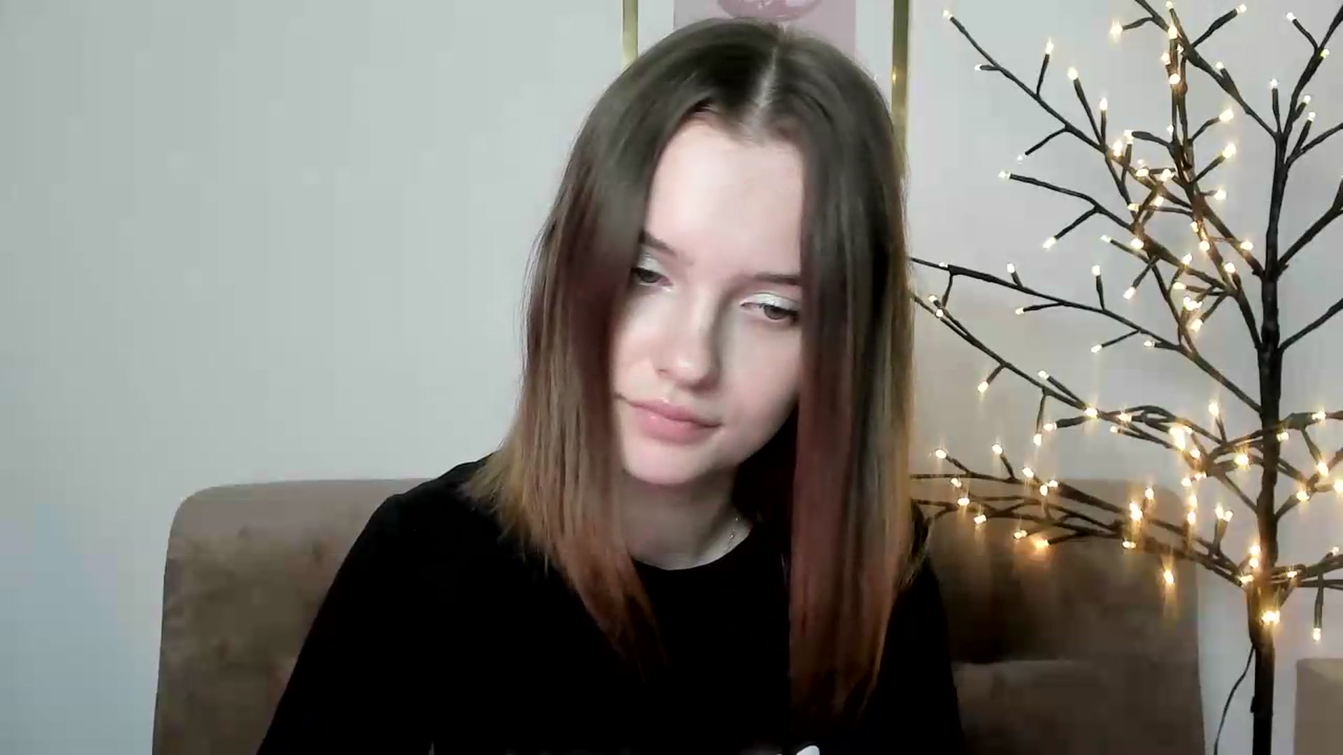Gallery image thumbnail from KristiGant's myfreecams stream on, 06/12/2026, 15:42 image 7 of 20