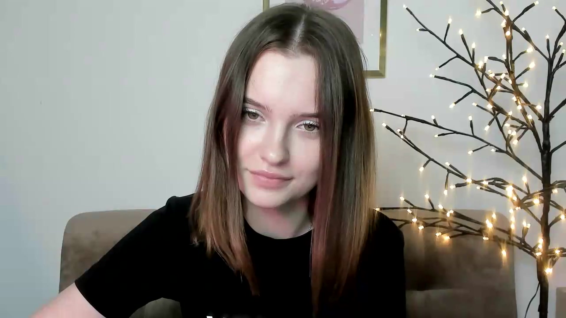 Gallery image thumbnail from KristiGant's myfreecams stream on, 06/12/2026, 15:42 image 13 of 20